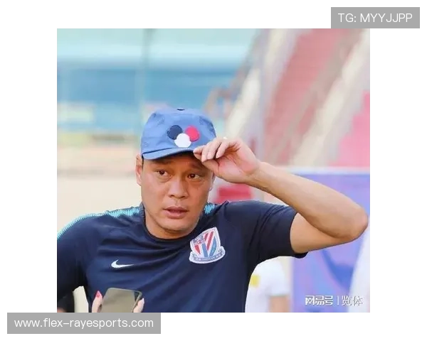 中国足球明星专访：谈背后的艰辛与梦想如何成就今天的辉煌