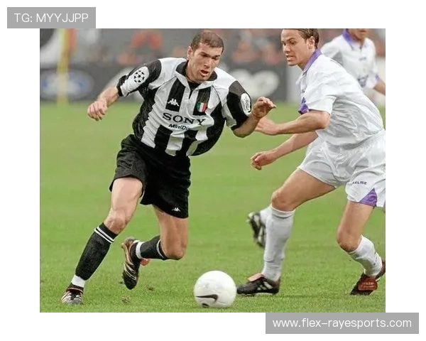 各国历史上首位足球巨星的崛起与影响力解析